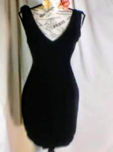 Destinee Dresses & Skirts - Vintage Destinee black dress size 8